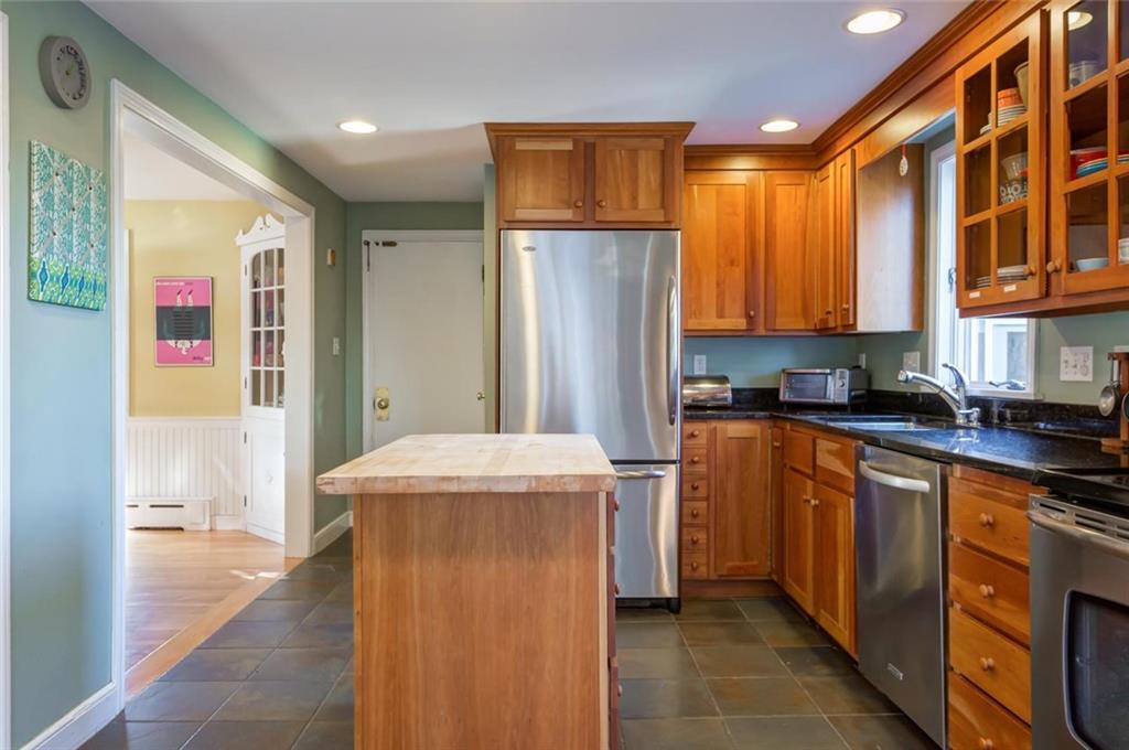 40 Pya Road Portland, ME 04103 - Photo 6 of 32 Photo