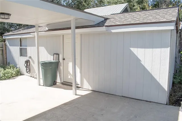 $1,800 | 204 St Ann Street, Madisonville, LA 70447