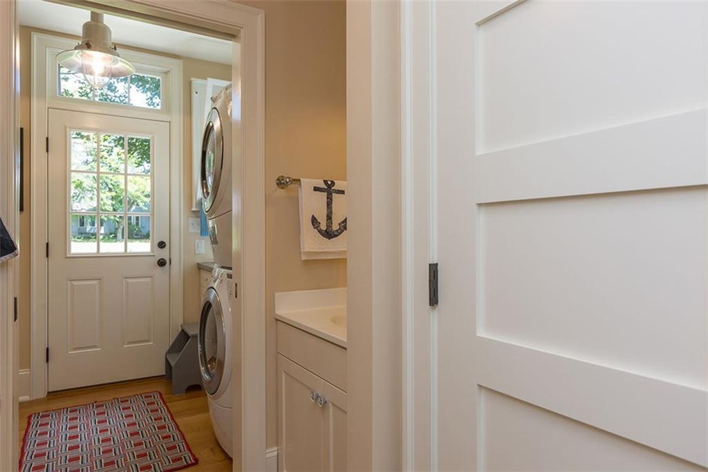 236 Foreside Road Falmouth, ME 04105 - Photo 13 of 33 Photo