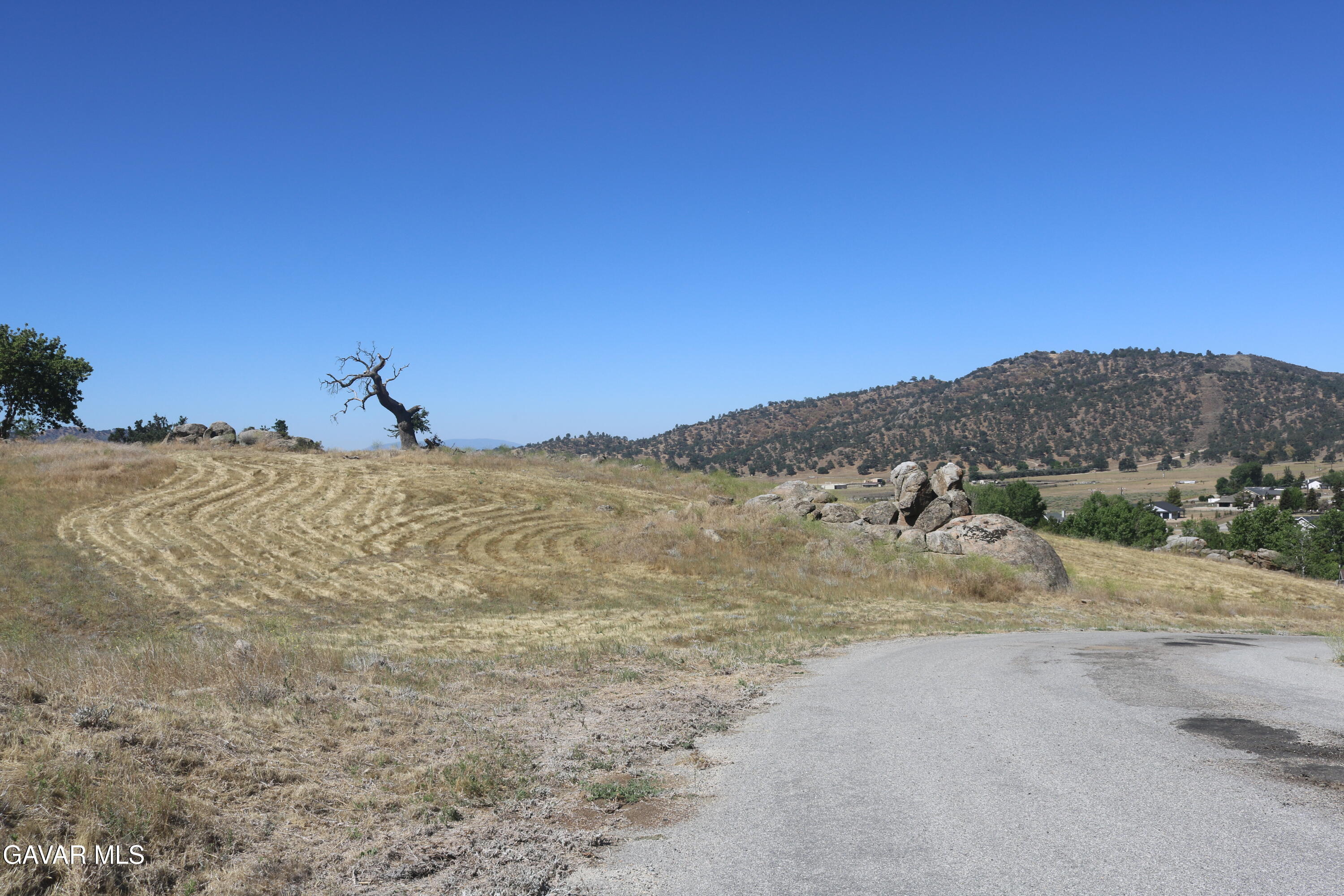 Assault Drive Tehachapi, CA 93561 - Photo 11 of 12 2