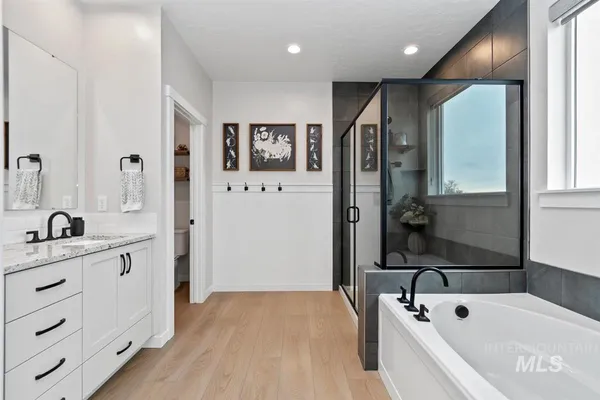 $625,000 | 8056 South Diamond River Avenue, Meridian, ID 83642