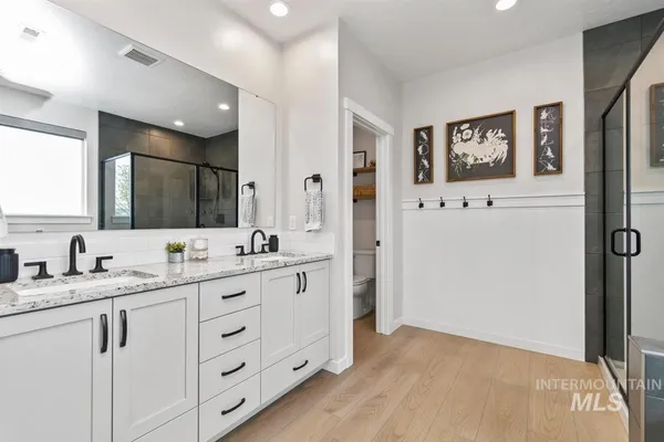 $625,000 | 8056 South Diamond River Avenue, Meridian, ID 83642