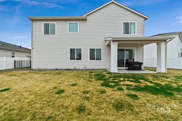 $625,000 | 8056 South Diamond River Avenue, Meridian, ID 83642