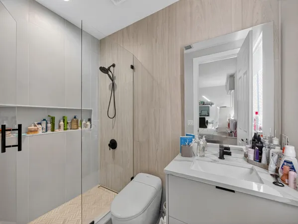 $16,000 | 125 Pembroke Drive, Palm Beach Gardens, FL 33418