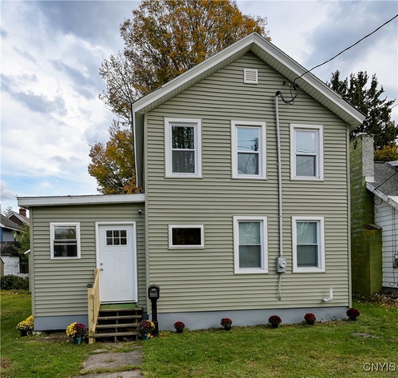 608 Union Street Rome, NY 13440 - Photo 2 of 39