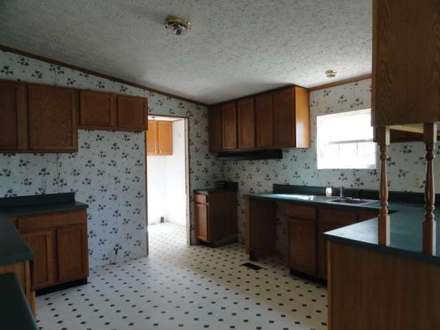 937 Audrey Hardy Road Iva, SC 29655 - Photo 2 of 6