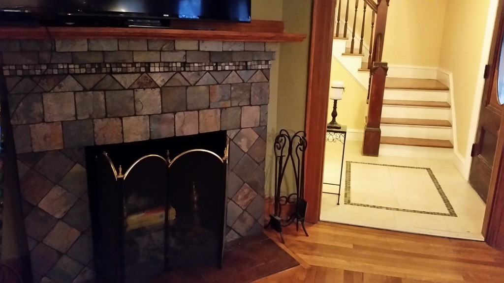 32 Manitoba Street Springfield, MA 01108 - Photo 6 of 17