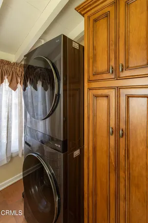 $6,400 | 2069 Mar Vista Avenue, Altadena, CA 91001