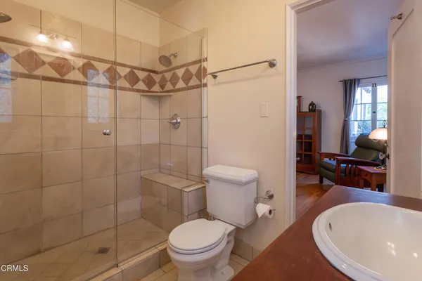 $6,400 | 2069 Mar Vista Avenue, Altadena, CA 91001