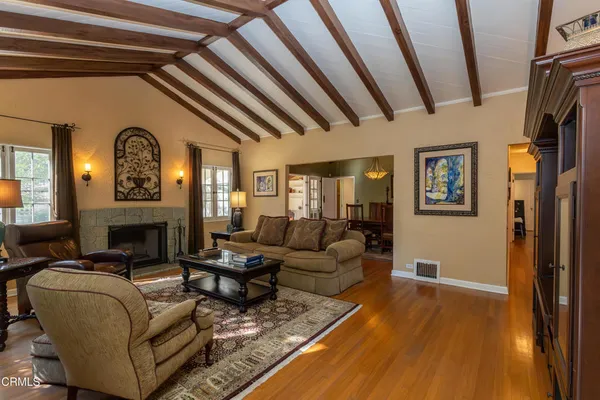 $6,400 | 2069 Mar Vista Avenue, Altadena, CA 91001