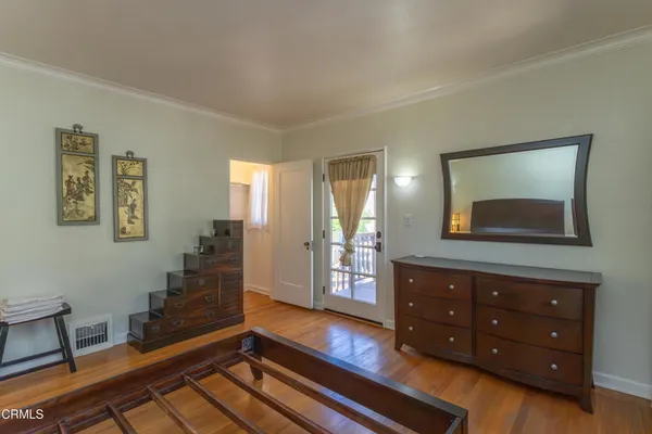 $6,400 | 2069 Mar Vista Avenue, Altadena, CA 91001