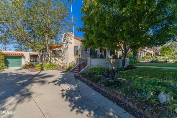 $6,400 | 2069 Mar Vista Avenue, Altadena, CA 91001