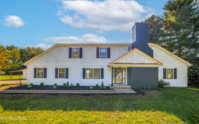 $499,000 | 807 Killion Street, Louisville, TN 37777