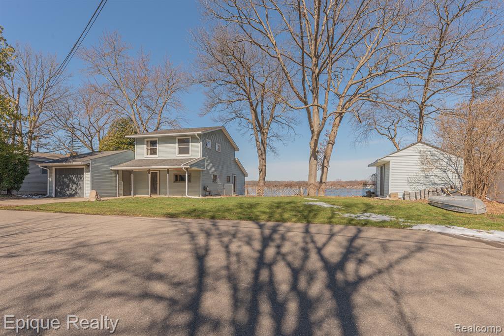 1923 Miles Road Lapeer, MI 48446 - Photo 6 of 55