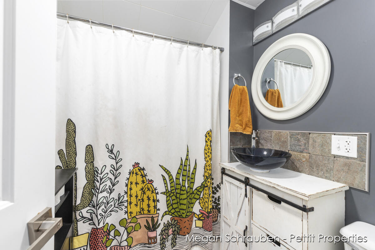 7808 Whitehall Road Whitehall, MI 49461 - Photo 23 of 49 IMG_1022