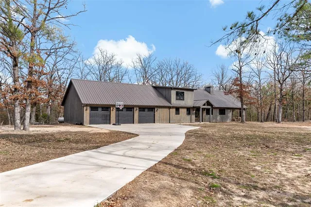 $695,000 | 8127 Fm 910, Bogata, TX 75417