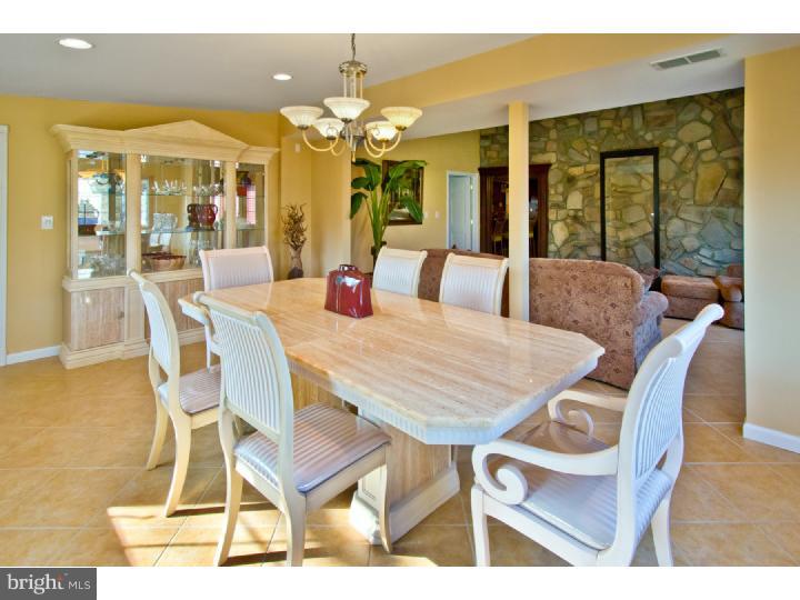 495 Arneys Mount Road Pemberton, NJ 08068 - Photo 12 of 25 Dining Room