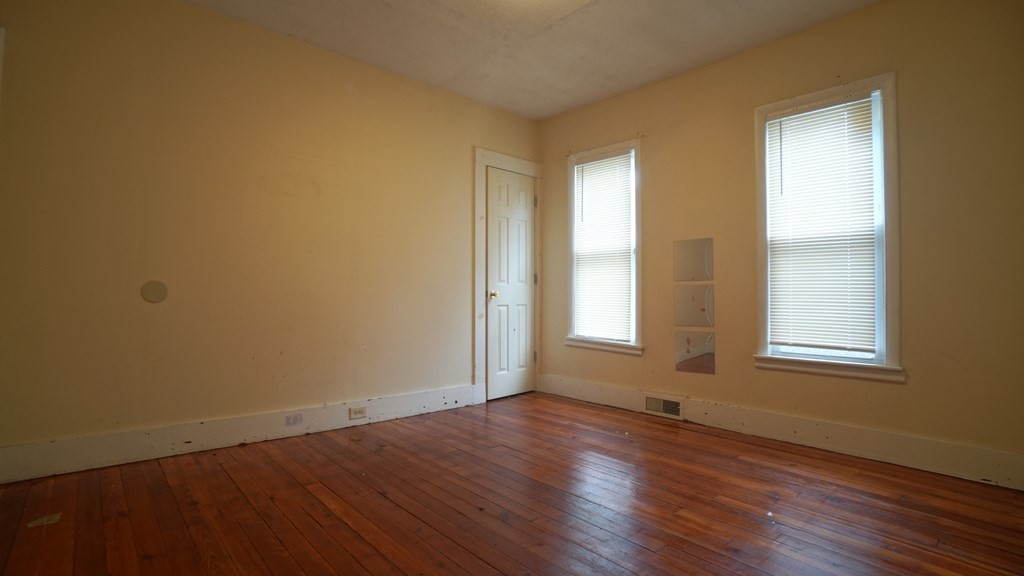 25 Huntington Street Springfield, MA 01107 - Photo 14 of 16 Gallery Image 14