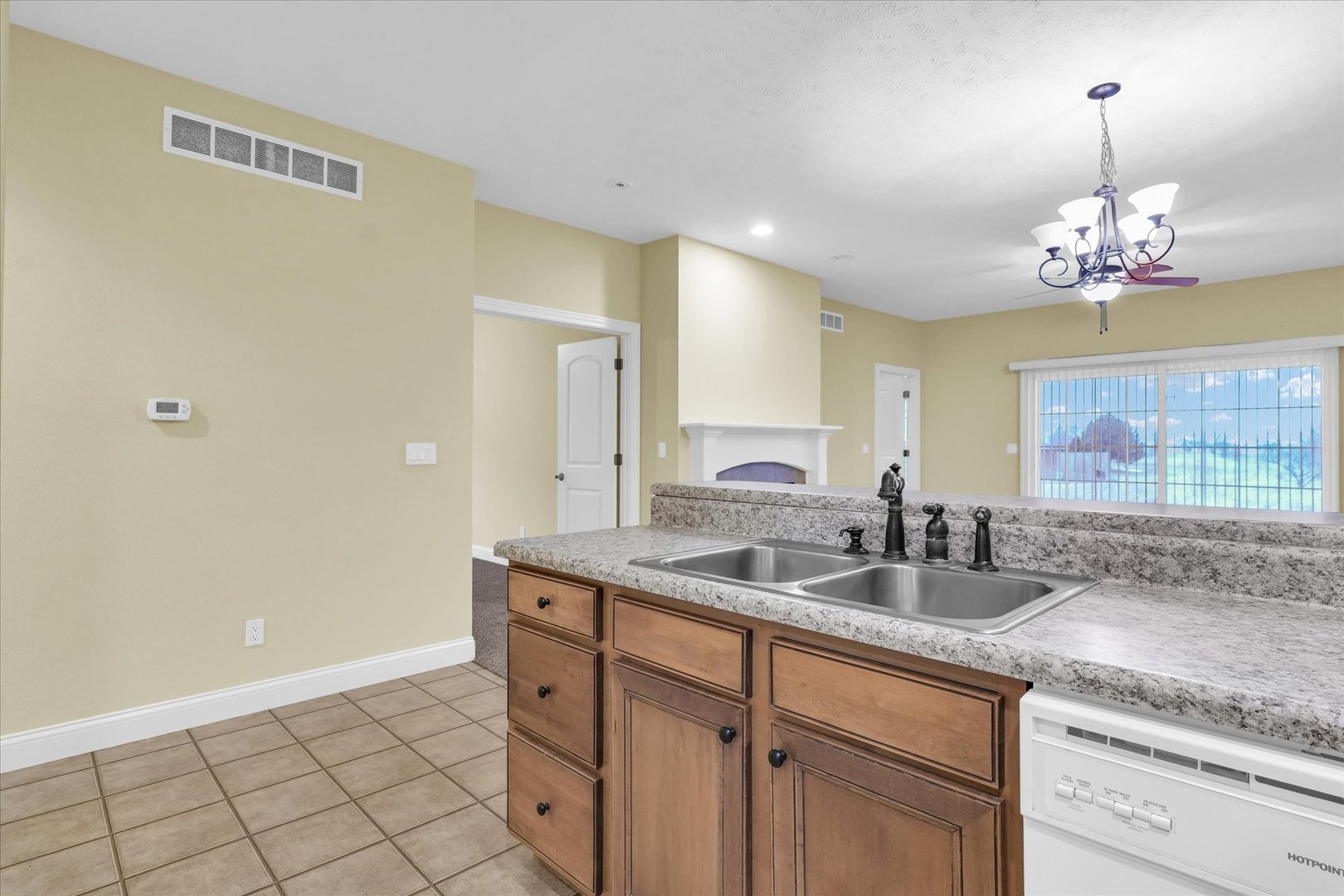 3318 Boulder Ridge Drive Champaign, IL 61822 - Photo 13 of 32 Gallery Image 13