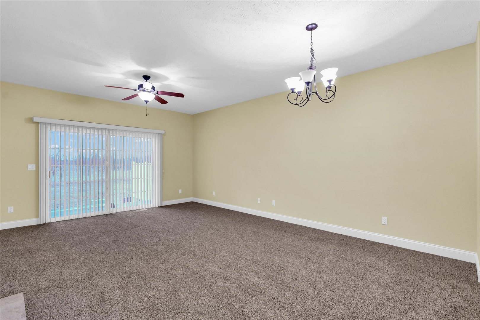 3318 Boulder Ridge Drive Champaign, IL 61822 - Photo 16 of 32 Gallery Image 16