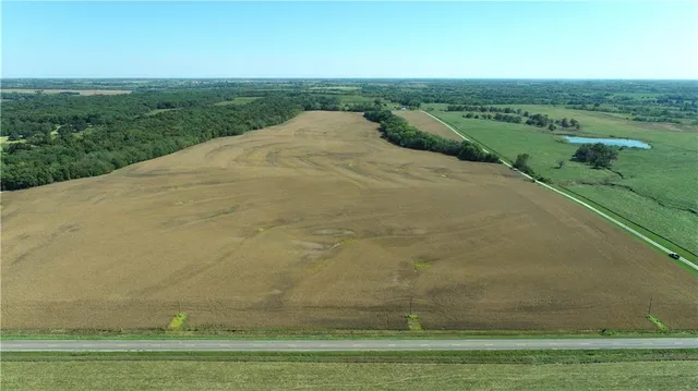 $495,535 | 2 85th Highway, Albany, MO 64402