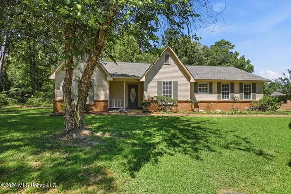 $235,000 | 1385 Oak Vinyard Drive, Jackson, MS 39272