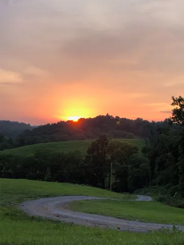 $585,000 | 557 Ward Hollow Road, Shelbyville, TN 37160