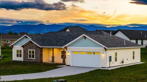 $679,900 | 240 Sunrise Lane, Sheridan, WY 82801
