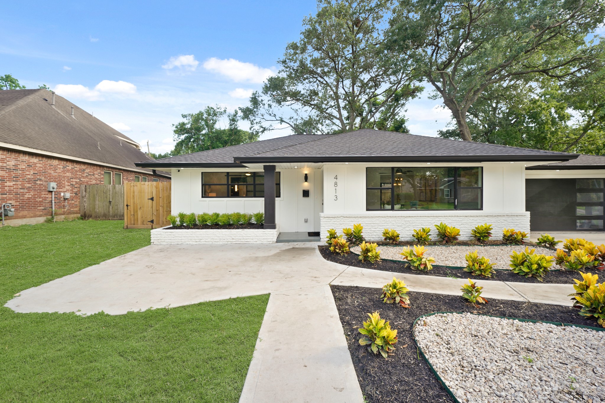 front view of house with a yard