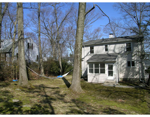 47 Roundwood Road Newton, MA 02464 - Photo 10 of 10