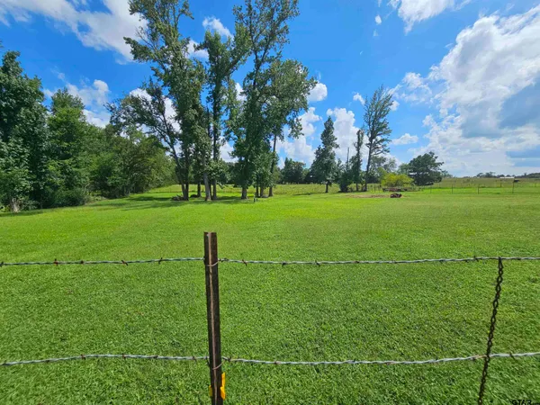 $249,999 | 3404 Highway 154, Gilmer, TX 75645