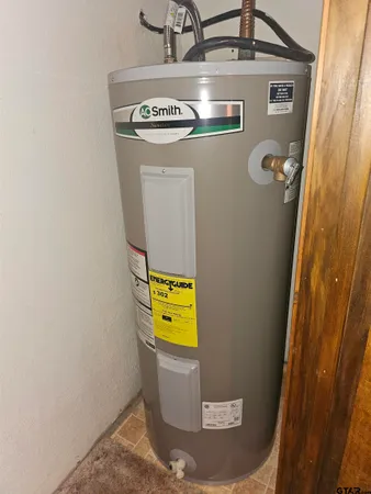 $249,999 | 3404 Highway 154, Gilmer, TX 75645