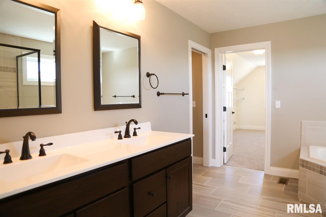 6512 West Callahan Court Edwards, IL 61528 - Photo 11 of 23 Gallery Image 11