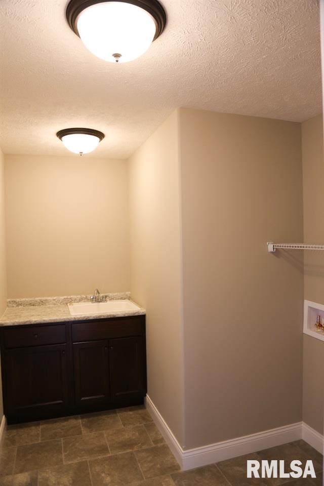 6512 West Callahan Court Edwards, IL 61528 - Photo 16 of 23 Gallery Image 16