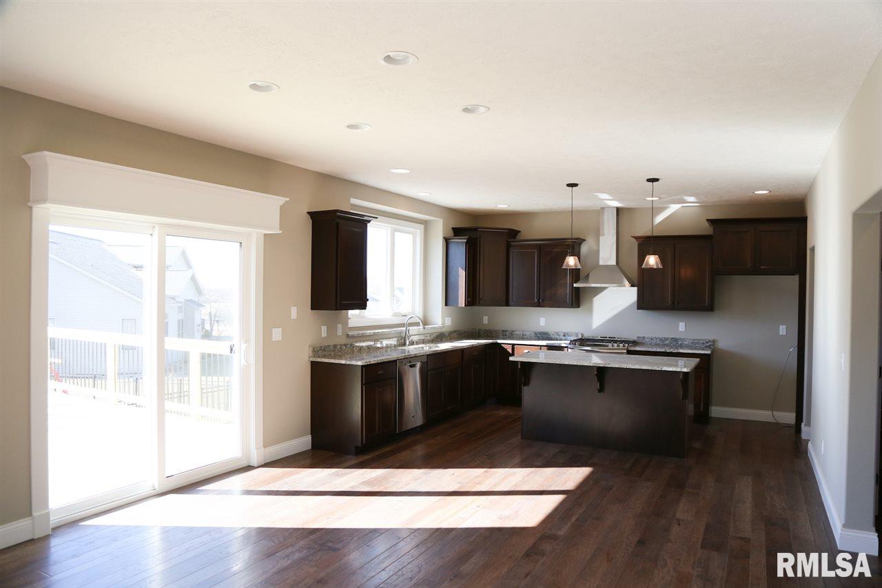 6512 West Callahan Court Edwards, IL 61528 - Photo 5 of 23 Gallery Image 5