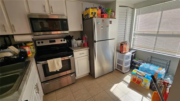 $1,950 | 4017 Northwest 90th Avenue, Unit 4017, Sunrise, FL 33351