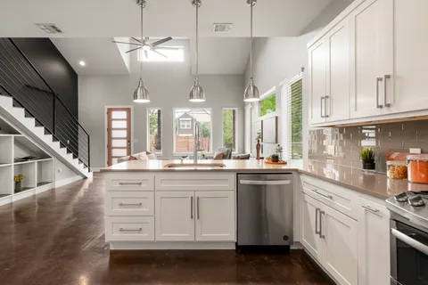 $600,000 | 5204 Samuel Huston Avenue, Unit A, Austin, TX 78721