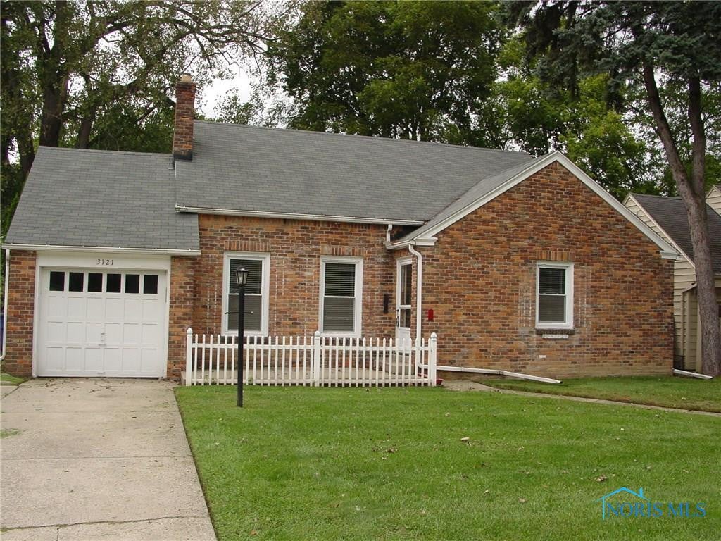 3121 Cheltenham Road Toledo, OH 43606 - Photo 1 of 18 Gallery Image 1