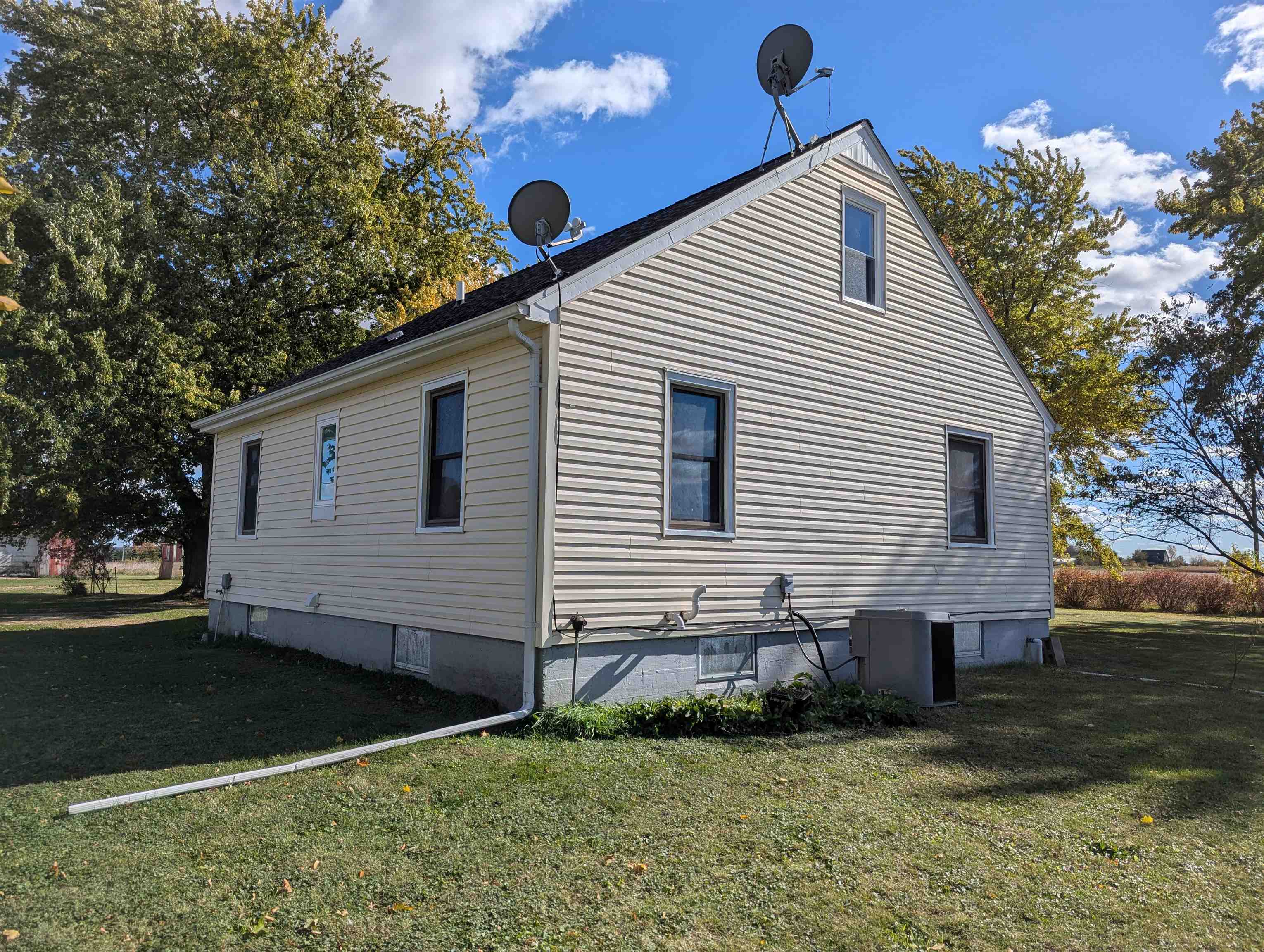 11844 Orth Road Garden Prairie, IL 61038 - Photo 6 of 35
