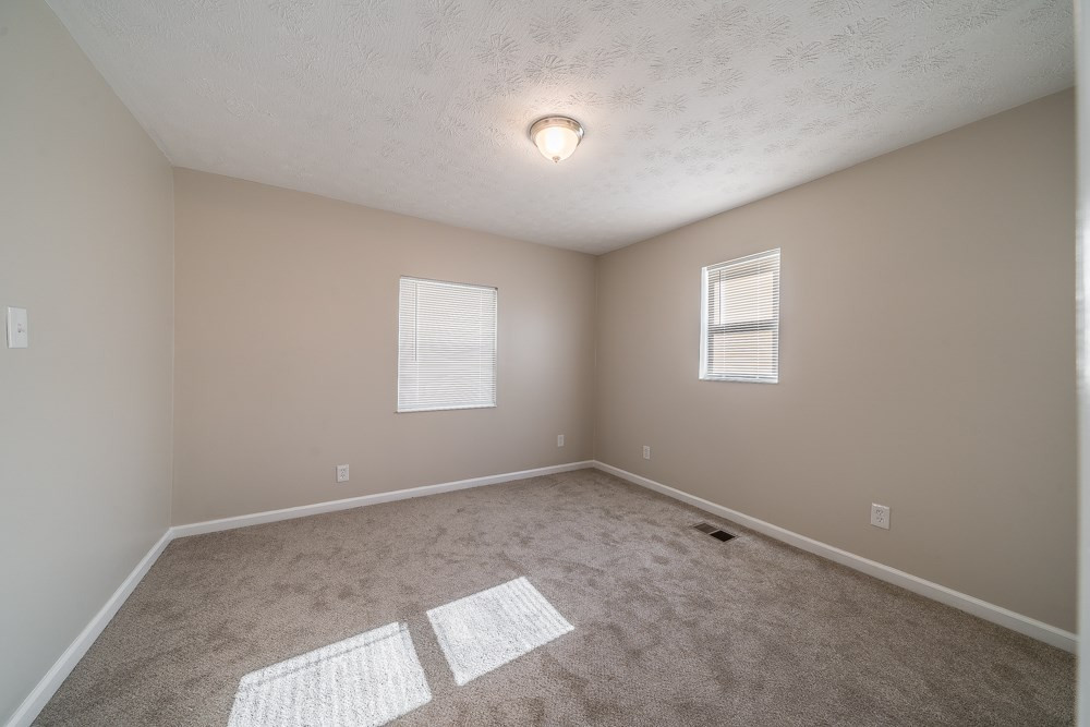6127 Locust Road Latonia, KY 41015 - Photo 22 of 33 Gallery Image 22