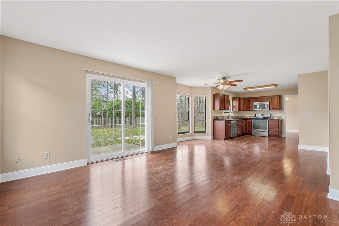 6527 Charlesgate Road Dayton, OH 45424 - Photo 15 of 35