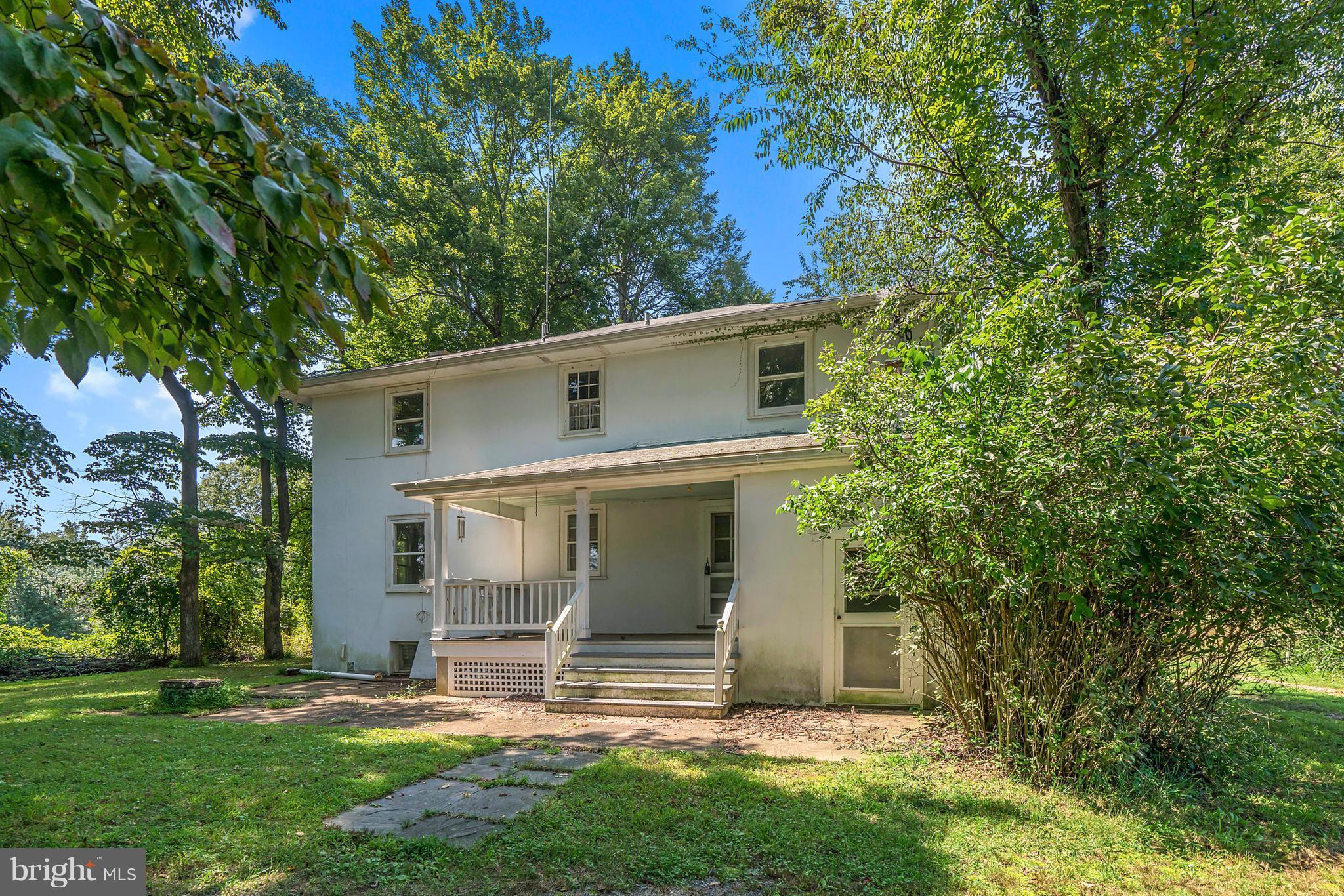 511 Utterback Store Road Great Falls, VA 22066 - Photo 17 of 29 Exterior