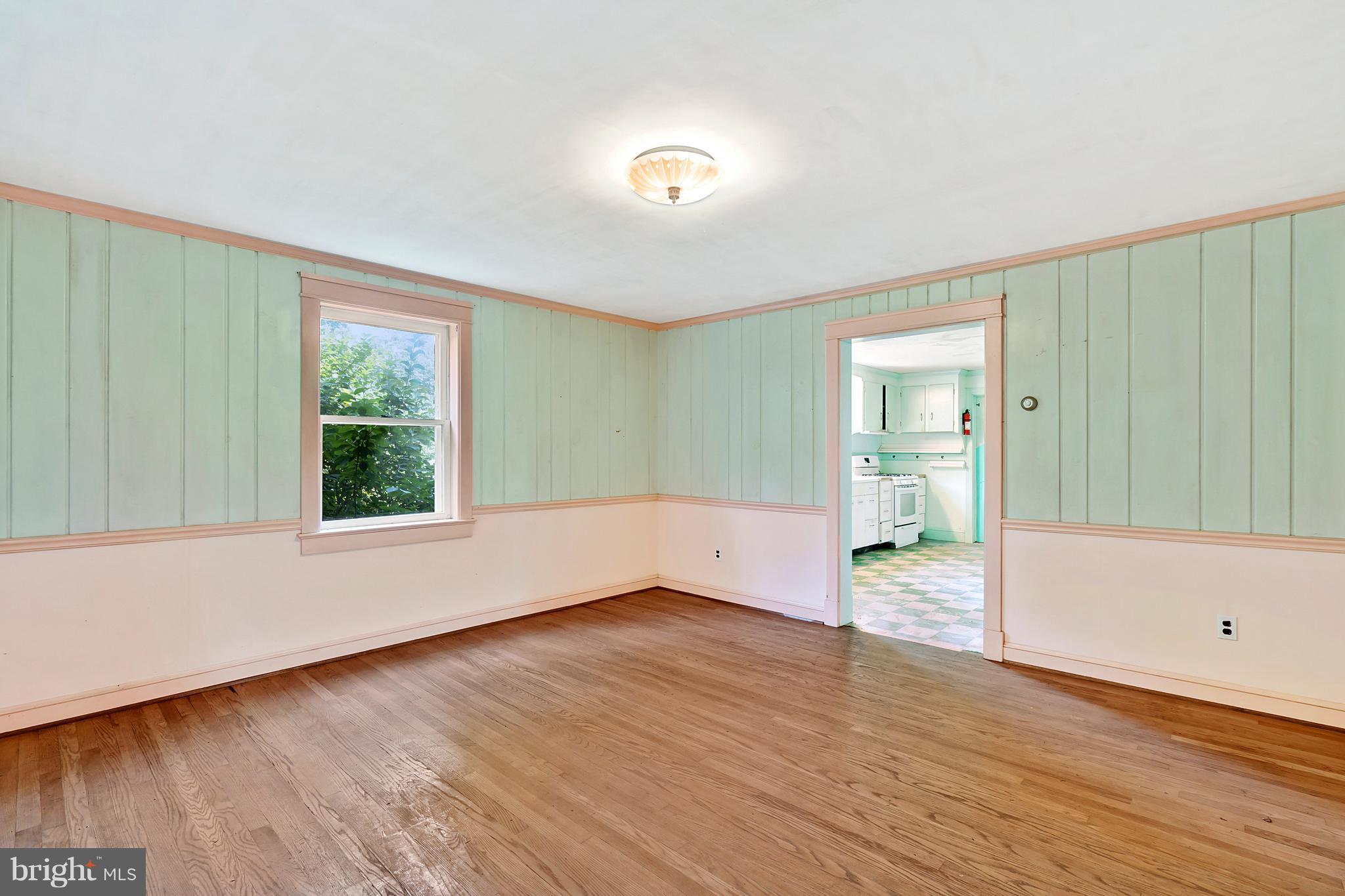 511 Utterback Store Road Great Falls, VA 22066 - Photo 24 of 29 Interior (General)