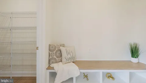 a view of utility room