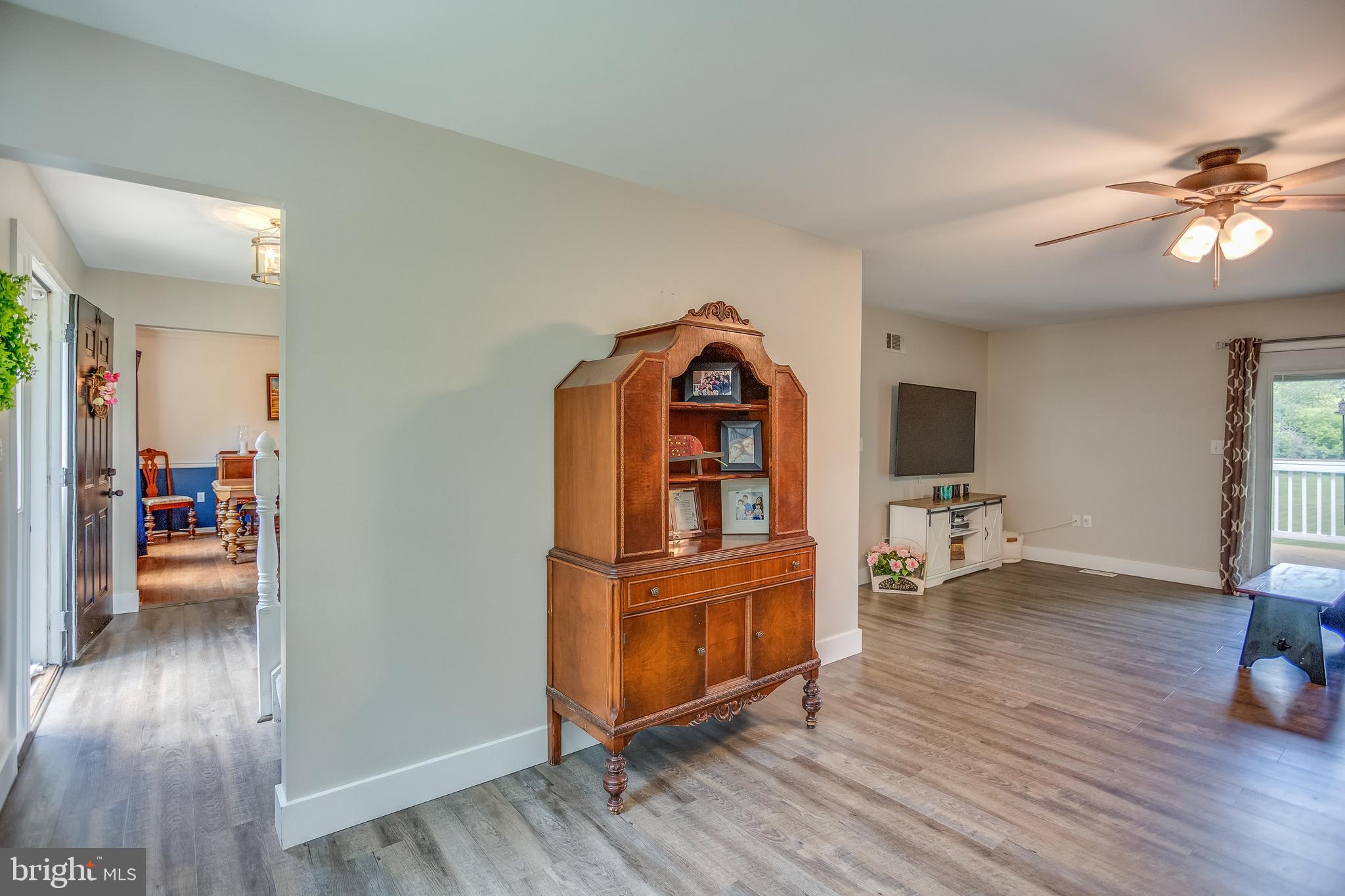 1742 Bloom Road Westminster, MD 21157 - Photo 4 of 41