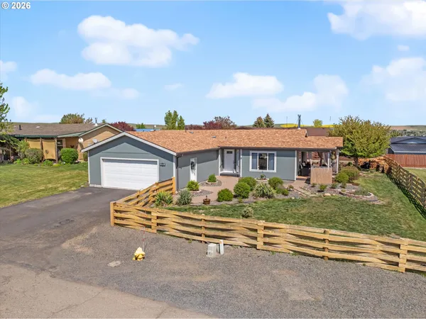 $385,000 | 207 Court Street, Enterprise, OR 97828