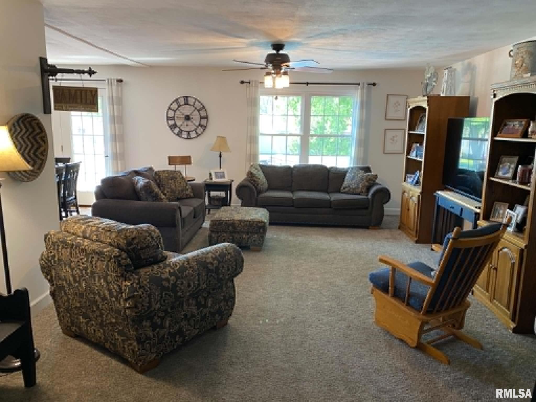 338 Harvester Road Canton, IL 61520 - Photo 13 of 49
