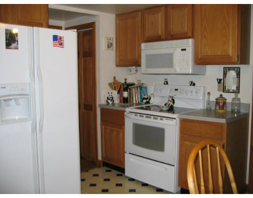 141 Shirley Road Lancaster, MA 01523 - Photo 5 of 14