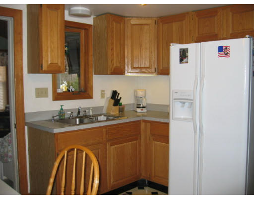 141 Shirley Road Lancaster, MA 01523 - Photo 6 of 14