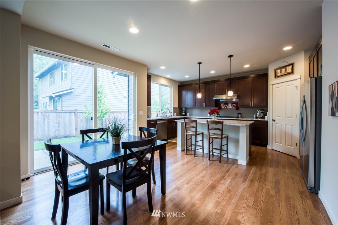 234 Field Avenue Northeast Renton, WA 98059 - Photo 20 of 25 Gallery Image 20